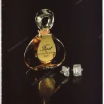 First de Van Cleef & Arperls Perfume 1985 Print Ad