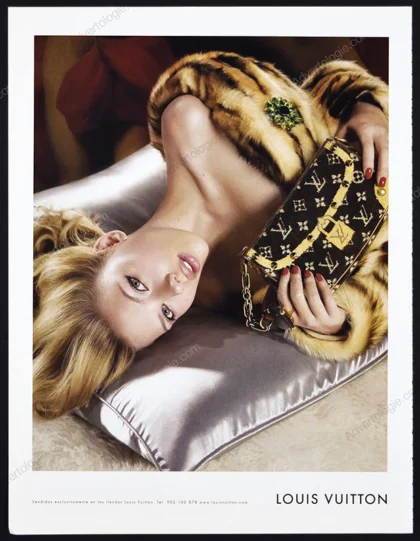 Louis Vuitton 2004 Print Ad - Scarlett Johansson