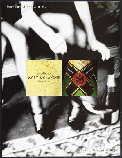 Moët & Chandon Champagne 2007 2-Page Print Ad - Ellen von Unwerth