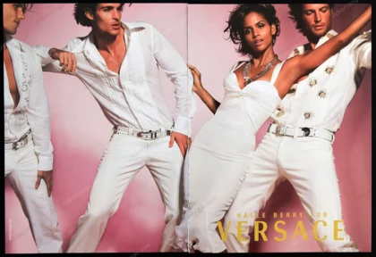 Versace 2006 Print Ad - Hale Berry, Mario Testino