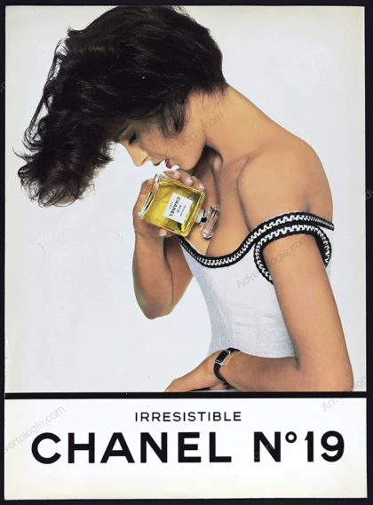 Chanel N°5 Perfume 1994 Print Ad - Patricia Van Ryckeghem (Copy)