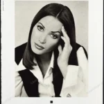 Roberto Verino 1993 2-Page Print Ad - Christy Turlington, Dominique Issermann