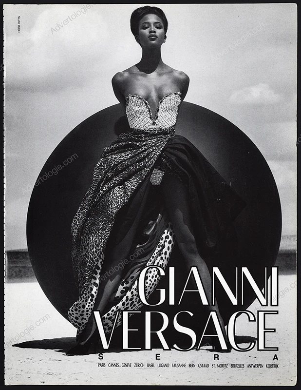 Gianni Versace 1990 Print Ad - Naomi Campbell, Herb Ritts