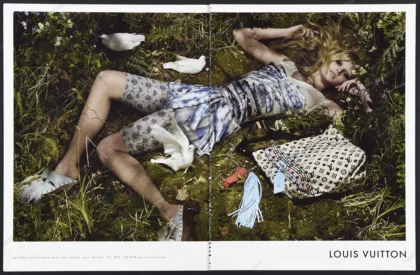 Louis Vuitton 2010 Print Ad - Lara Stone, Steven Meisel
